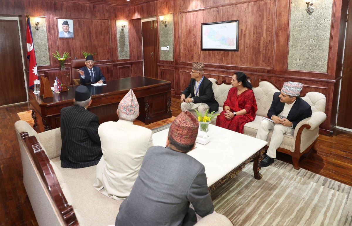 मानव अधिकार आयोगको स्तर ‘ए’ श्रेणीमै कायमराख्न पहल गर्छु : प्रधानमन्त्री दाहाल